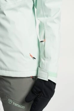 TENSON CORE SKI JACKET DAME -Vinter Gear Shop 5017093 core ski jacket W 602 3 scaled 1