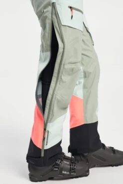 TENSON TOURING SHELL PANT DAME -Vinter Gear Shop 5017527 touring shell pants W 602 3 scaled 1