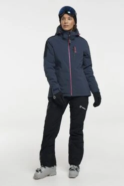 TENSON CORE SKI JACKET DAME -Vinter Gear Shop Core MPC Jkt W 5017093 964 1 scaled 1